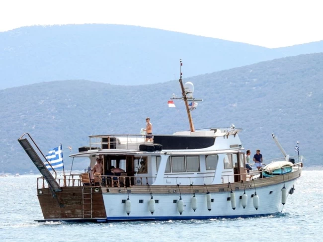 ΜΠΟΡΙΣ ΚΑΡΥΣΤΟΣ