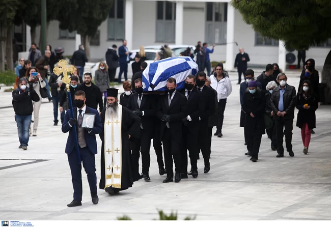 Γλέζος
