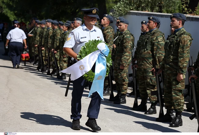 κηδεια σμηναγου χανια