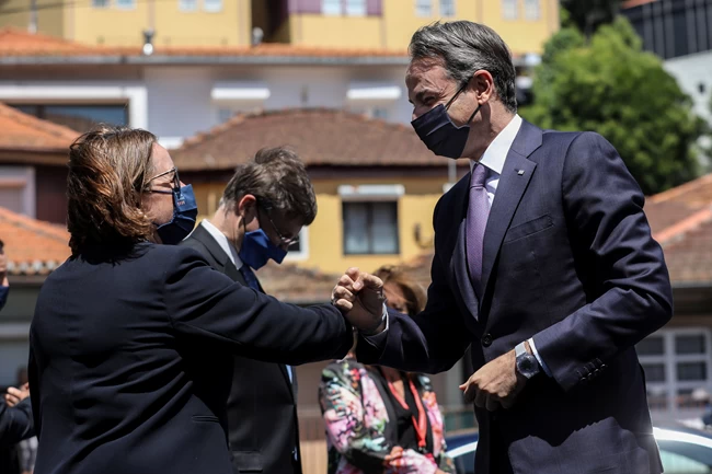 Μητσοτάκης: Το καλοκαίρι πρέπει να επιτραπούν οι μετακινήσεις - Όχι σε υπερβολικούς περιορισμούς στην επιστροφή των τουριστών