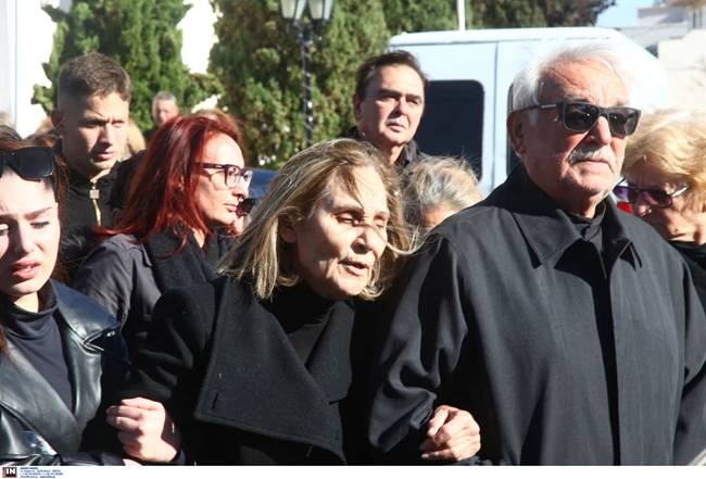 ΚΗΔΕΙΑ ΣΑΛΑΜΙΝΑ