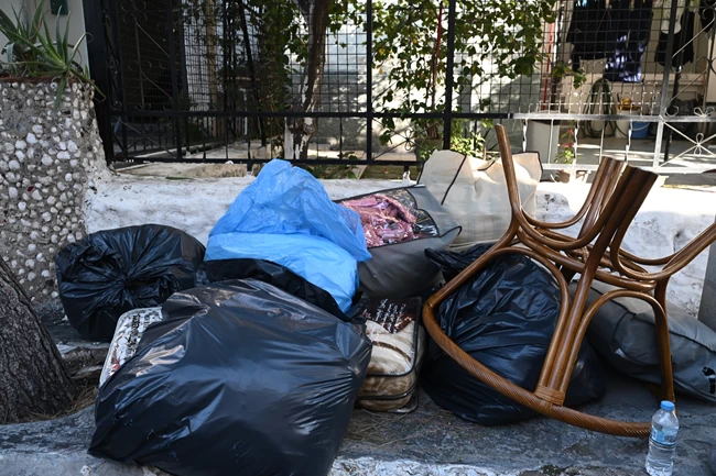 ΕΞΩΣΗ ΑΝΩ ΠΕΤΡΑΛΩΝΑ