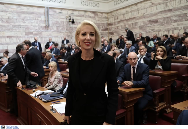Πόθεν έσχες: Αυτή είναι η πιο... φτωχή βουλευτής - Η Κατερίνα Μονογυιού δήλωσε εισόδημα μόλις 0,10 ευρώ!