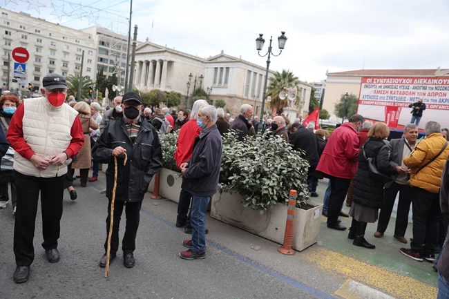 ΣΥΝΤΑΞΙΟΥΧΟΙ