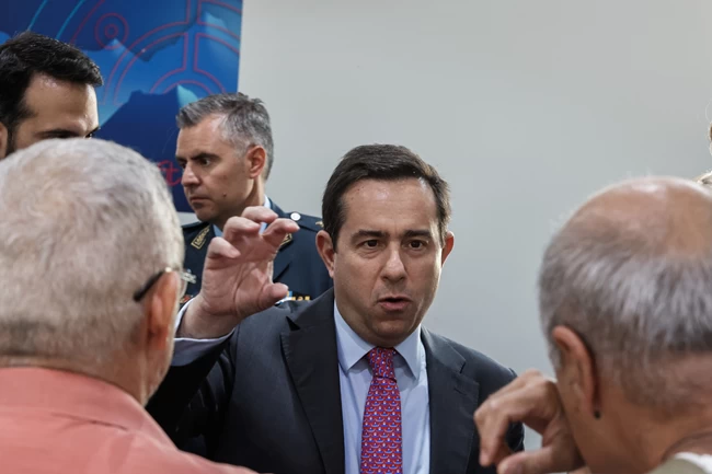 Παραιτήθηκε ο Νότης Μηταράκης από την κυβέρνηση- Είχε πάει διακοπές ενώ η Ελλάδα καιγόταν