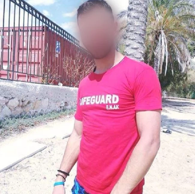 ΓΥΜΝΑΣΤΗΣ ΑΣΠΡΟΠΥΡΓΟΣ