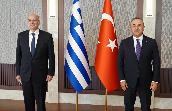 δενδιας τσαβουσογλου