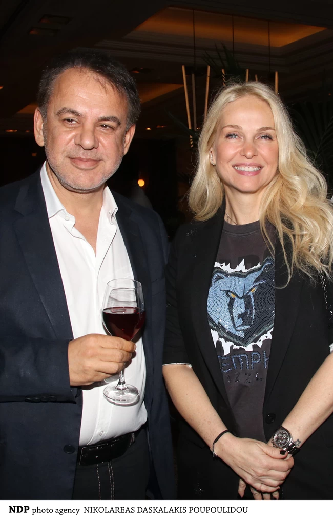 ΜΑΡΙ ΚΩΝΣΤΑΝΤΑΤΟΥ
