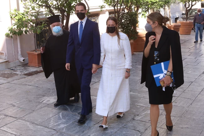 Ο Φίλιππος Γλύξμπουργκ και η Νίνα Φλορ στην Αρχιεπισκοπή: Πήραν την ευχή του Ιερώνυμου