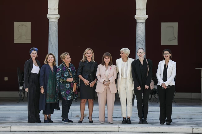 Σακελλαροπούλου