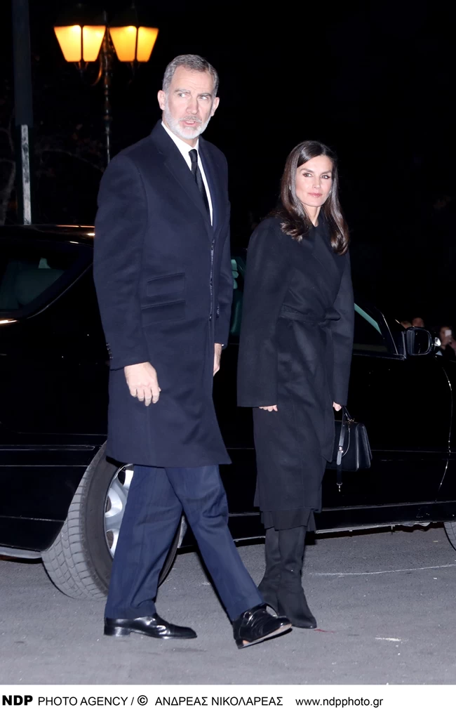 Πενθούσες στην Αθήνα: Το άνετο look της Λετίσια, η fashion icon Μαρία Ολυμπία, η ολόσωστη Μαρί Σαντάλ και το κολάν της Μπλάτνικ