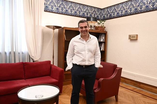 Ο Αλέξης Τσίπρας για τα όσα συμβαίνουν στον ΣΥΡΙΖΑ- Γιατί κάνει λόγο για "ανωριμότητα" και το βιβλίο που ετοιμάζει