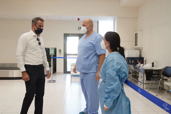 Νέο μήνυμα Μητσοτάκη από την ακριτική Χάλκη για την τήρηση των μέτρων για τον κορονοϊό