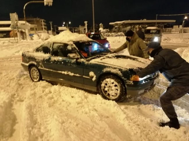 Κακοκαιρία Ελπίς Απεγκλωβισμός