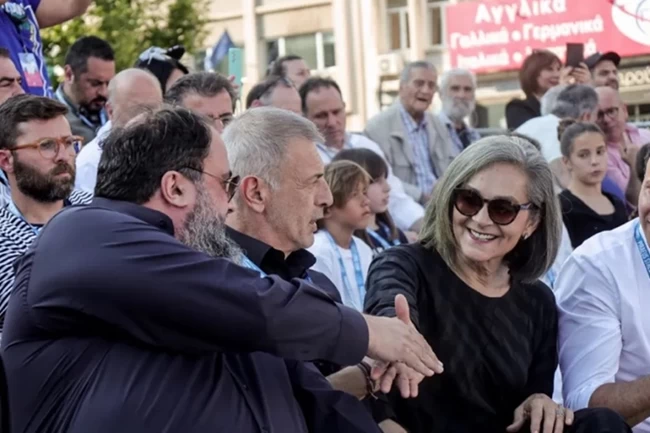 ΣΑΚΟΡΑΦΑ ΜΑΡΙΝΑΚΗΣ