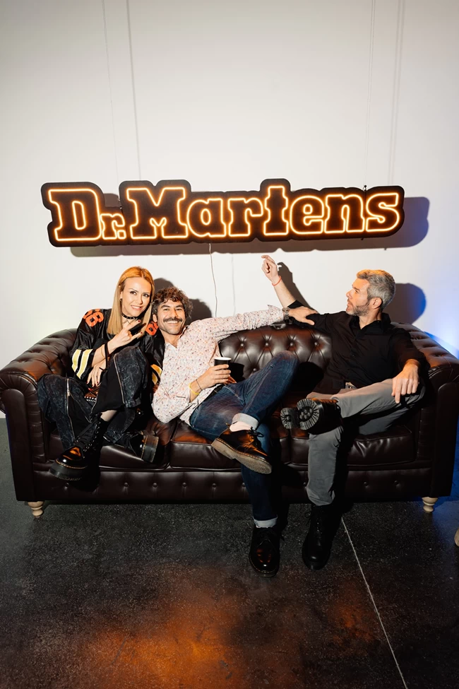 DR MARTENS