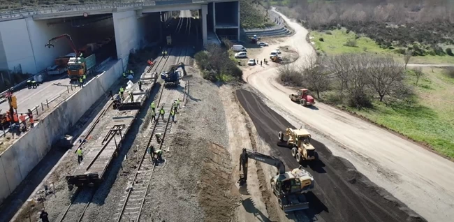 ΤΡΕΝΑ ΤΕΜΠΗ ΚΑΘΑΡΙΣΜΟΣ ΒΑΓΟΝΙΑ