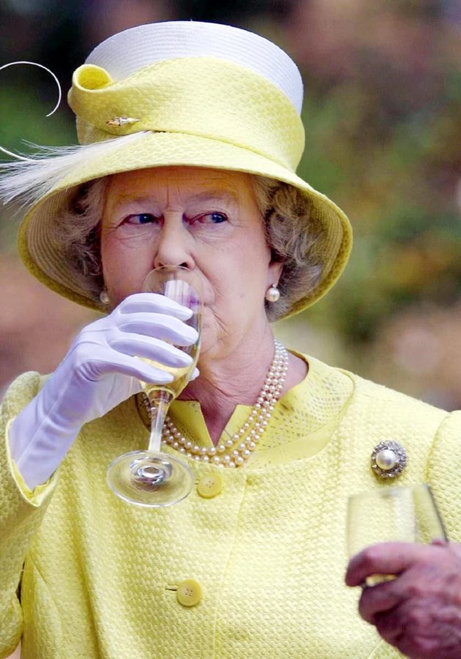 golden jubilee queen elizabeth