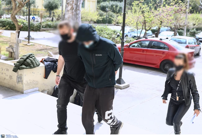 Επίθεση με καυστικό υγρό