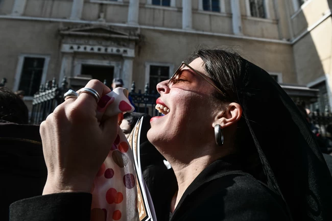 ΚΑΛΛΙΤΕΧΝΕΣ ΠΟΡΕΙΑ