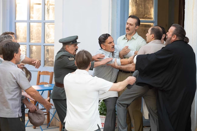 αγριες μέλισσες