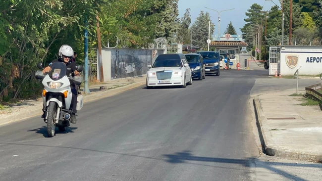 Στο πένθος η Λάρισα: Τελευταίο αντίο στη 19χρονη Θάλεια το μεσημέρι, παρουσία Αρχηγού ΓΕΝ