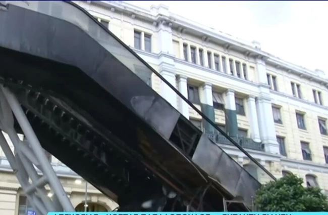 φωτια κυλιομενες