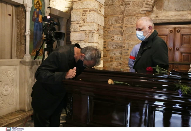 ΚΗΔΕΙΑ ΜΙΚΗ