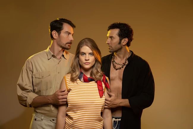 ΠΑΡΑΛΙΑ ΣΕΙΡΑ