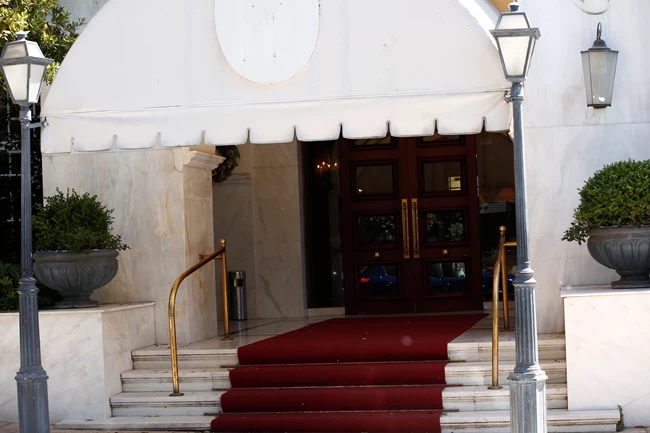 Πεντελικόν