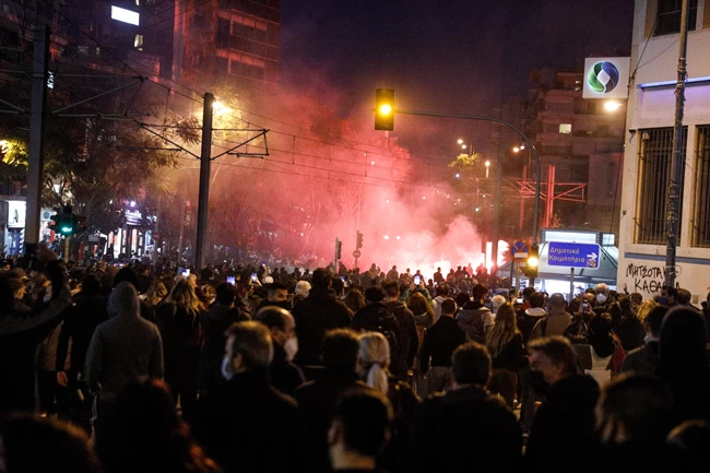 επεισόδια Νέα Σμύρνη