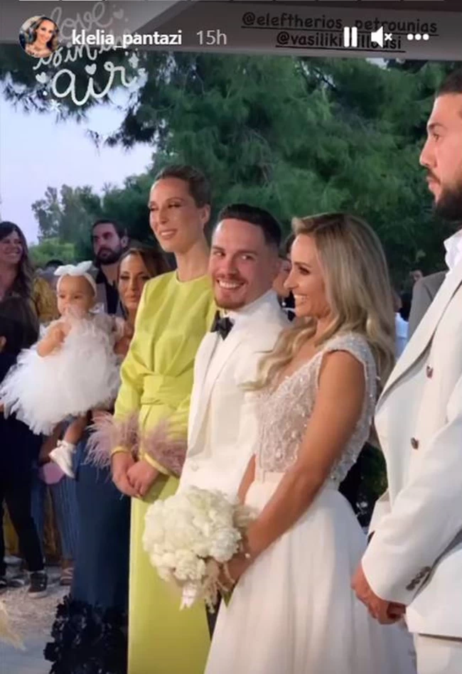 petrounias