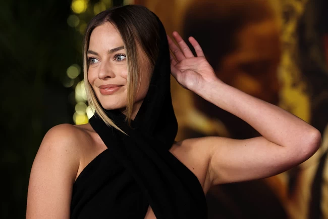 MARGOT ROBBIE