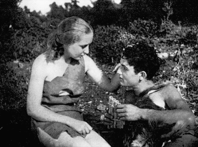 Είναι γεγονός: Γυρίστηκε η πρώτη ελληνική ερωτική ταινία στον βυθό του Αιγαίου [εικόνες]