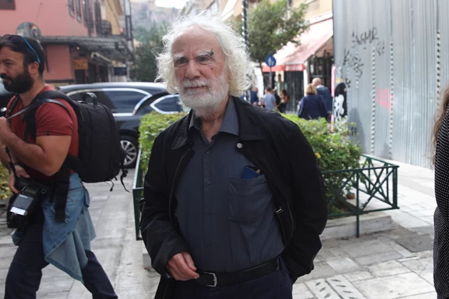 ΚΗΔΕΙΑ ΘΕΜΕΛΗ