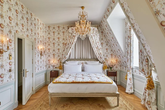 Versailles