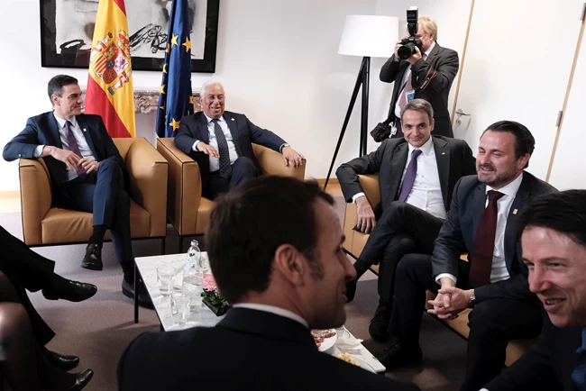 Συνάντηση Μέρκελ, Μακρόν, Σάντσεθ, Μητσοτάκη, Κόντε- Για προϋπολογισμό της ΕΕ