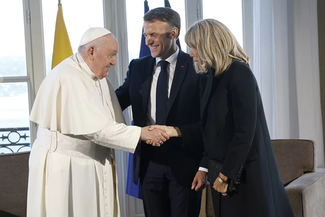 Γαλλία Πάπας επίσκεψη στη Μασσαλία Μακρόν