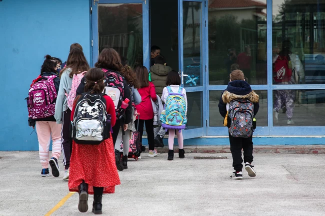 Σχολεία: Ξεκινούν οι εξετάσεις της ελληνικής PISA σε Δημοτικά και Γυμνάσια - Πώς θα γίνουν, σε ποιες τάξεις και μαθήματα