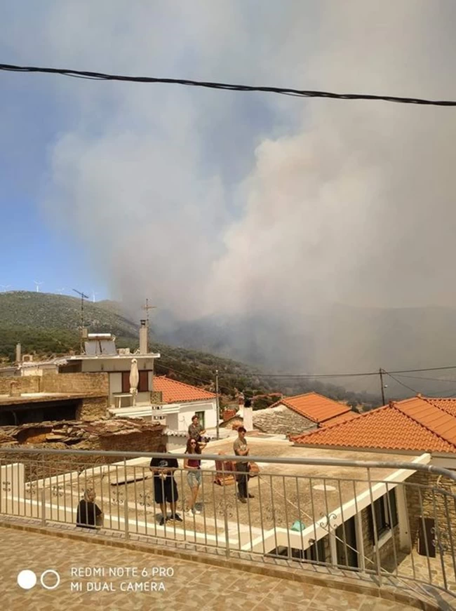 Πυρκαγια Μεσοχώρια Κάρυστος