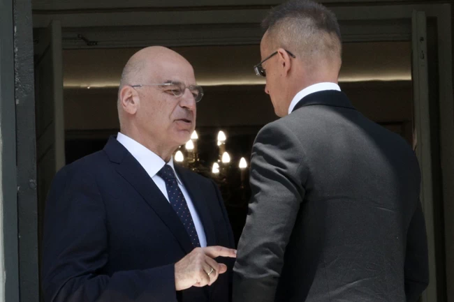 ΔΕΝΔΙΑΣ ΟΥΓΓΡΟΣ ΥΠΕΞ