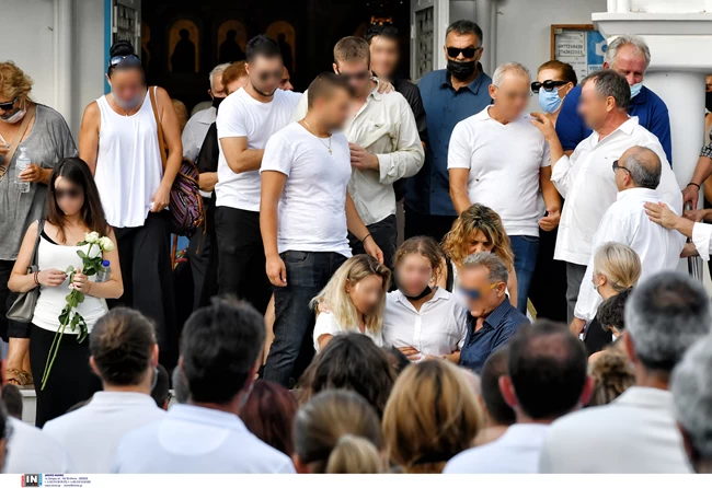Κηδεία Γαρυφαλλιάς