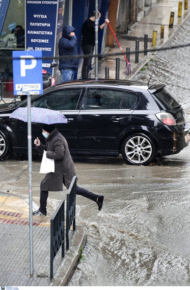 Θεσσαλονίκη βροχή 3