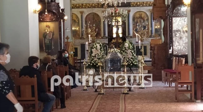 Αμαλιάδα: Mε στολές και μάσκες το τελευταίο αντίο στο πρώτο θύμα του κορονοϊού