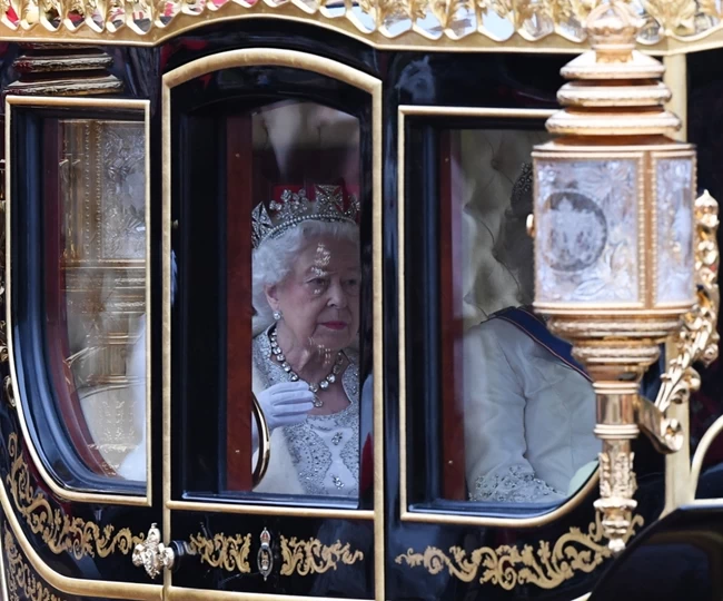 "London Bridge Down": Τι ακολουθεί μετά τον θάνατο της βασίλισσας Ελισάβετ - Το πρωτοκόλλο που καθορίζει τα πάντα