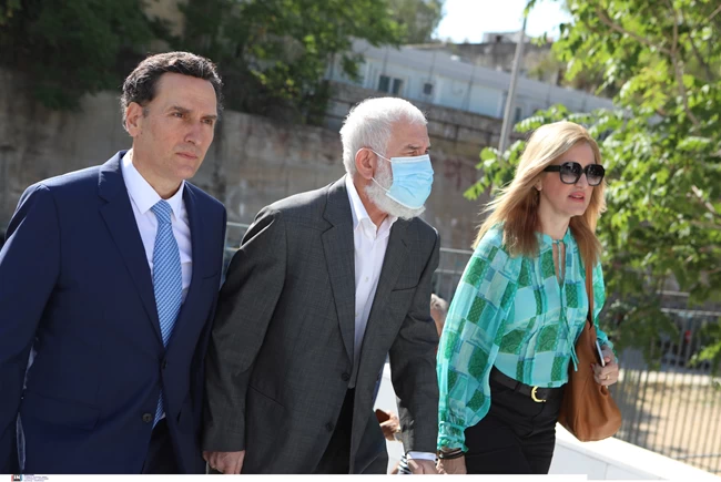 πετρος φιλιππιδης