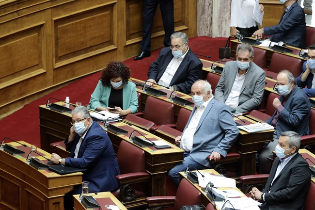 ΒΟΥΛΗ ΜΑΣΚΑ