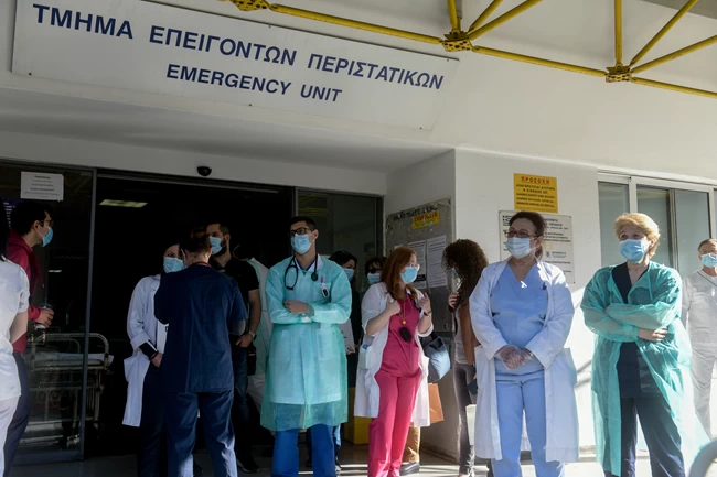 Πανελλαδική κινητοποίηση των Νοσοκομειακών Γιατρών για μέτρα προστασίας