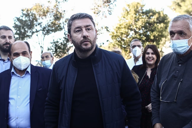 ΝΙΚΟΣ ΑΝΔΡΟΥΛΑΚΗΣ ΠΑΙΔΩΝ ΠΕΝΤΕΛΗΣ