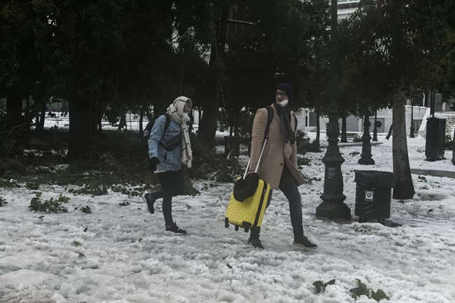 χιονια αθηνα